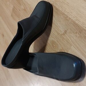 Easy Spirit Womens Keaton Gray Leather & Textile Slip-on Mules Clogs Size 7.5